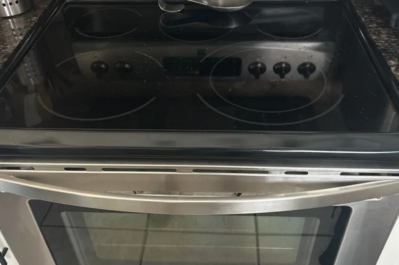 Los Gatos, CA range and oven repair - ceramic glass cooktop, convection element, and precision temperature sensor calibration